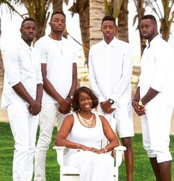 Jaelin Grant with his mother Beverly Grant and his three brothers Jerai Grant, Jerian Grant, and Jeremi.